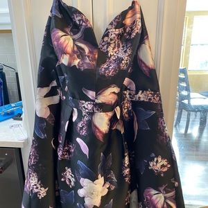 Strapless formal dress